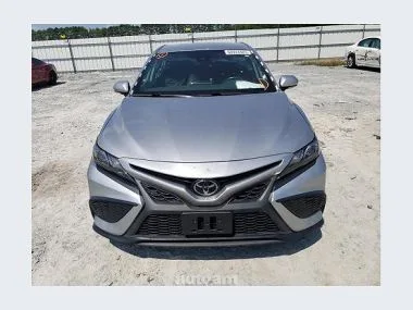 Toyota Camry 2022 — миниатюра 2
