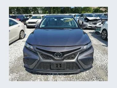 Toyota Camry 2023 — миниатюра 2