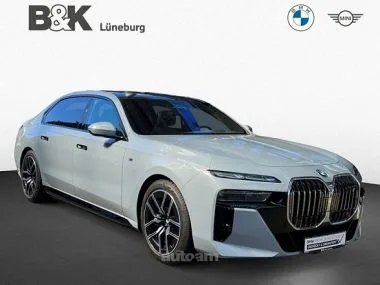 BMW i7 2022 — миниатюра 2