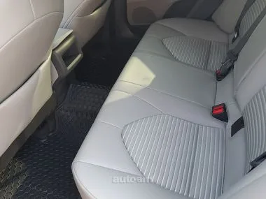 Toyota Camry SE 2022 — миниатюра 2