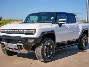 GMC Hummer 2022 — фото 1, купить с доставкой в Москву