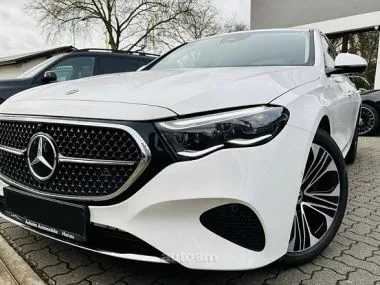 Mercedes-Benz E 200 2023 — фото 1, купить с доставкой в Москву