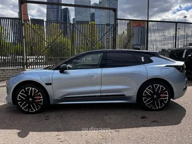 Zeekr 001 Z sport 2024 — миниатюра 2