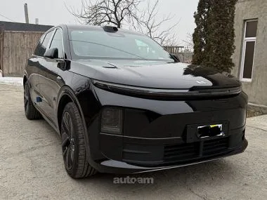 Li Xiang Li L6 Li L6 MAX + 21 wheels 19 audio 2024 — фото 1, купить с доставкой в Москву