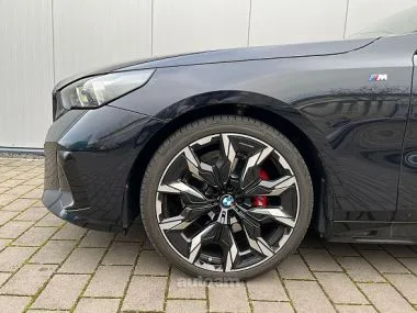 BMW i5 2024 — миниатюра 2