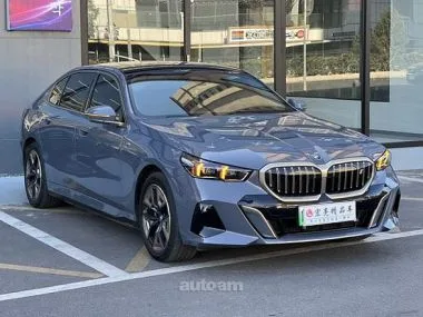 BMW i5 2024 — фото 1, купить с доставкой в Москву
