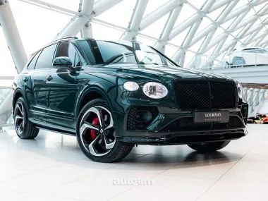 Bentley Bentayga 2023 — фото 1, купить с доставкой в Москву
