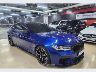 BMW M5 2022 — фото 1, купить с доставкой в Москву