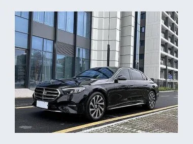 Mercedes-Benz E 300 2024 — фото 1, купить с доставкой в Москву