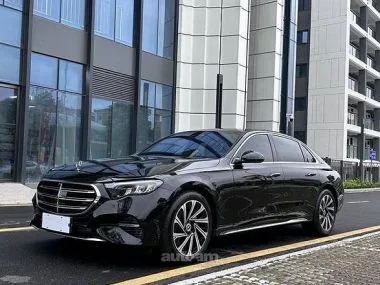 Mercedes-Benz E 300 2024 — миниатюра 2