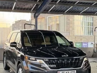 Kia Carnival EX / 2023 — фото 1, купить с доставкой в Москву