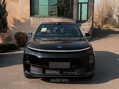 Li Xiang Li L6 PRO RESTYLING 2026 — фото 1, купить с доставкой в Москву