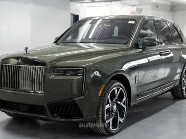 Rolls-Royce Cullinan 2025 — фото 1, купить с доставкой в Москву