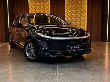 Hongqi E-QM5 2025 — фото 1, купить с доставкой в Москву