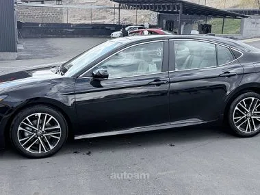 Toyota Camry 2025 — миниатюра 2
