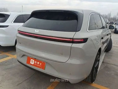 Li Xiang Li L6 2025 — миниатюра 2