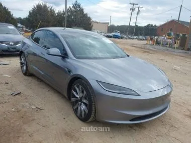 Tesla Model 3 2025 — фото 1, купить с доставкой в Москву
