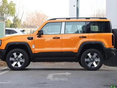 BAIC BJ40 2026 — миниатюра 2