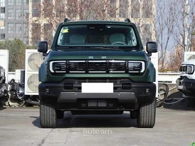BAIC BJ40 2026 — миниатюра 2