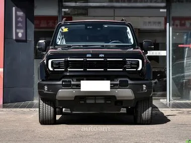 BAIC BJ40 2026 — миниатюра 2