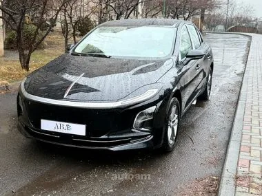 Hongqi E-QM5 2025 — миниатюра 2