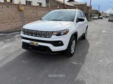Jeep Compass 2022 — фото 1, купить с доставкой в Москву