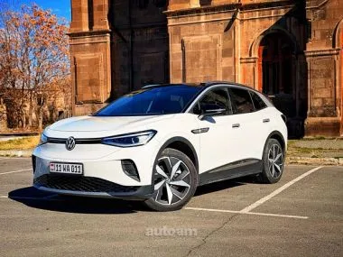 Volkswagen ID.4 2022 — фото 1, купить с доставкой в Москву