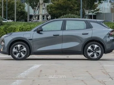 Changan Nevo Q05 2026 — миниатюра 2