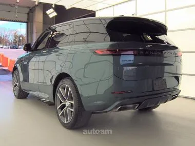 Land Rover Range Rover Sport 2023 — фото 1, купить с доставкой в Москву