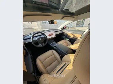 Tesla Model 3 2023 — миниатюра 2