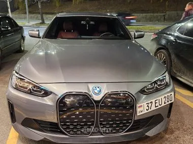 BMW i4 2023 — миниатюра 2