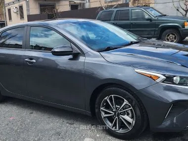 Kia Forte LXS 2023 — миниатюра 2