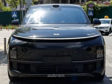 Li Xiang Li L9 ULTRA 2026 — миниатюра 2