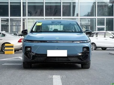Leapmotor B01 Enjoy (550km) 2025 — миниатюра 2