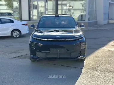 Li Xiang Li L6 2025 — миниатюра 2