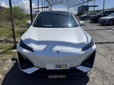 Changan Deepal S07 2025 — фото 1, купить с доставкой в Москву