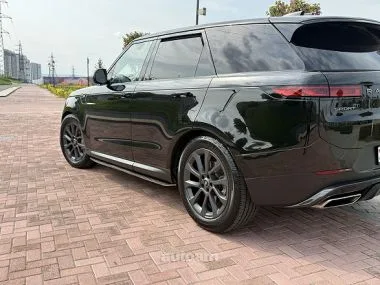 Land Rover Range Rover Sport 2023 — миниатюра 2