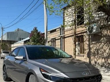 Hyundai Elantra 2023 — миниатюра 2