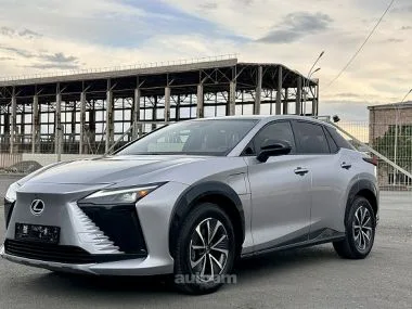Lexus RZ 450e Premium 2024 — миниатюра 2
