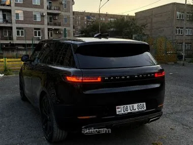 Land Rover Range Rover Sport P400 DYNAMIC SE 2023 — миниатюра 2