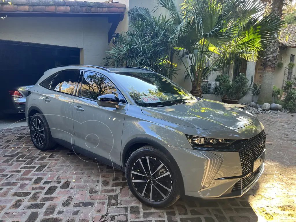 DS 7 E-Tense 2025