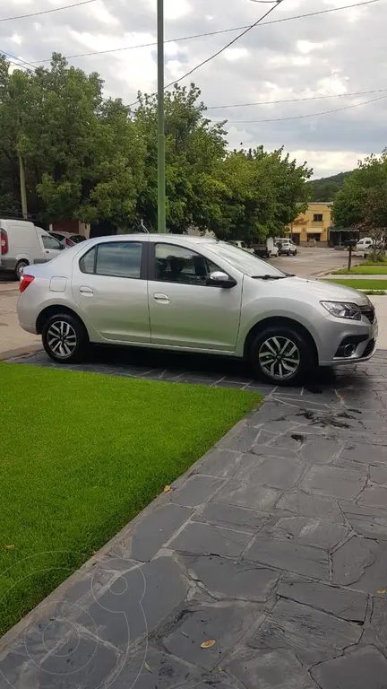 Renault Logan 2023