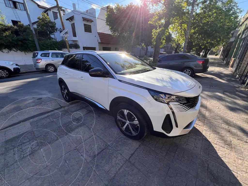 Peugeot 3008 SUV 2022