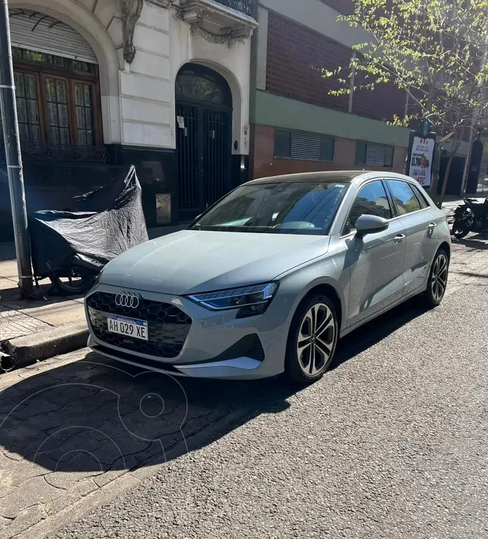 Audi a3 sportback 1.4 TFSi Advance 2025 — фото 1, купить с доставкой в Москву