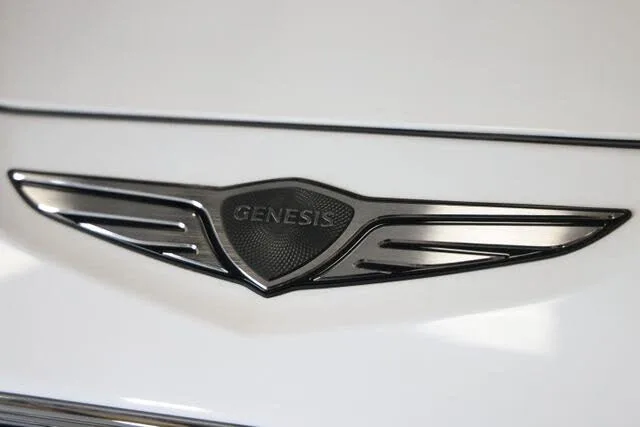 Genesis GV80 3.5T Prestige 2025 — фото 1, купить с доставкой в Москву