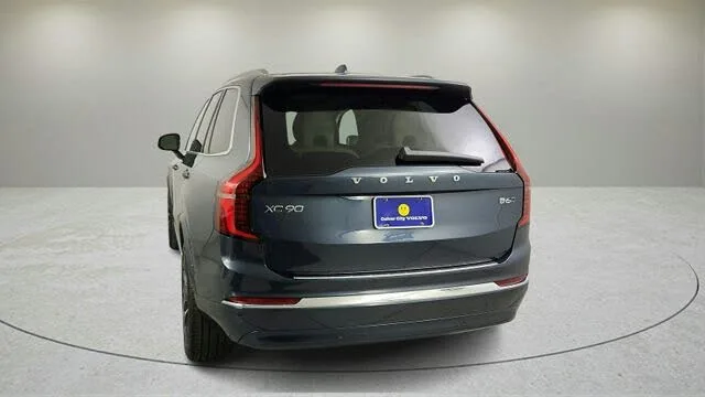 Volvo XC90 B6 Ultra 2026 — миниатюра 2
