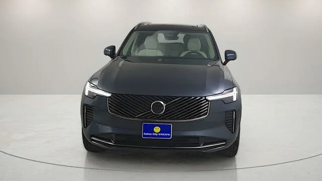 Volvo XC90 B6 Ultra 2025 — миниатюра 2