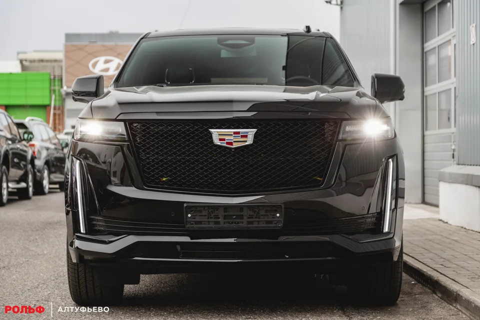 Cadillac Escalade 2023 — миниатюра 2