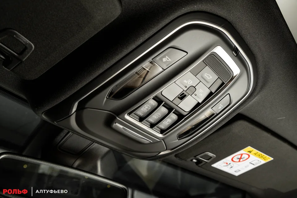 Jeep Grand Cherokee 2023 — миниатюра 2