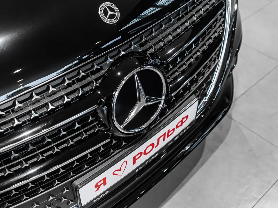 Mercedes-Benz V-Класс 2024 — миниатюра 3